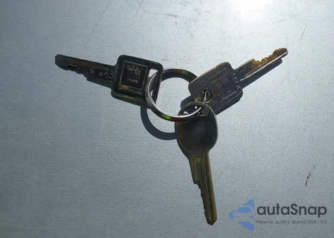 1986 Chevrolet C10 из США, поврежденный, VIN 1GCDC14H2GF440288